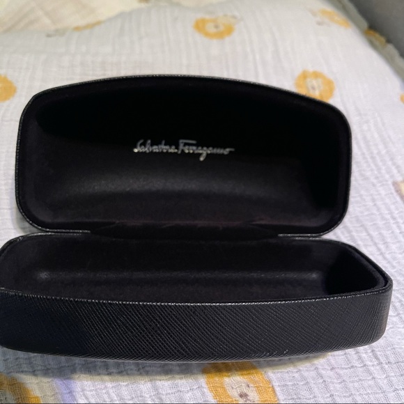 Salvatore Ferragamo Sunglasses eyeglass holder hard case - Picture 2 of 9